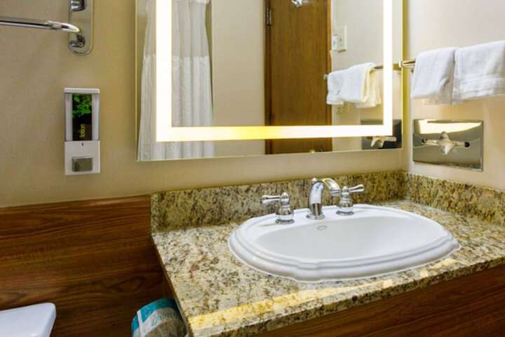 Clean Restrooms