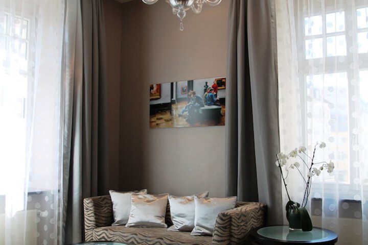 Room 65 of 112