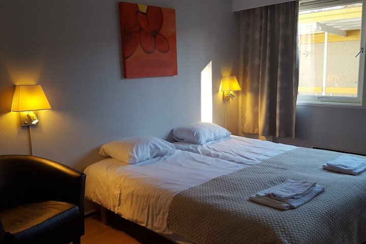 Room 6 of 34