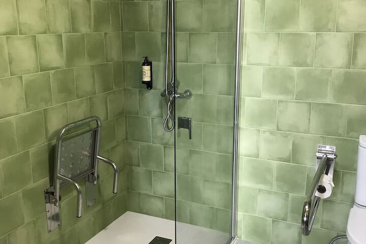 Room 49 of 104