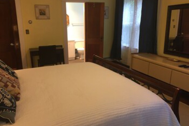 Room 124 of 246