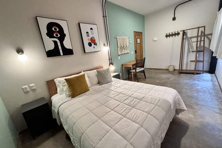 Room 7 of 40