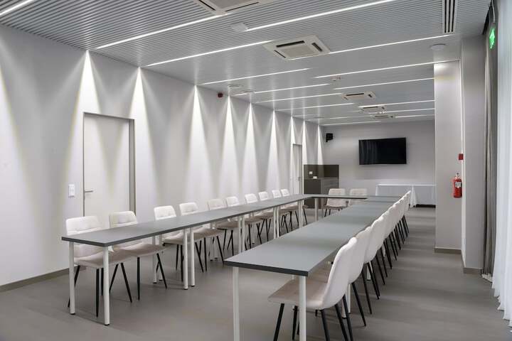 Ballroom/Hall 44 of 49