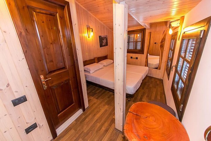 Room 14 of 44