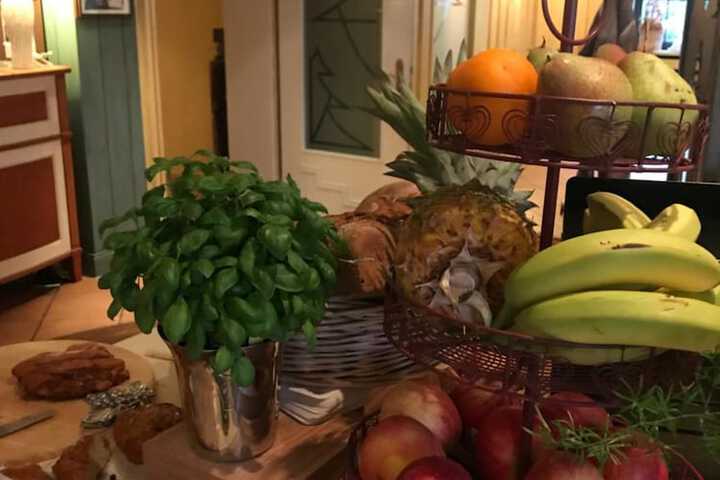 Dining 36 of 68