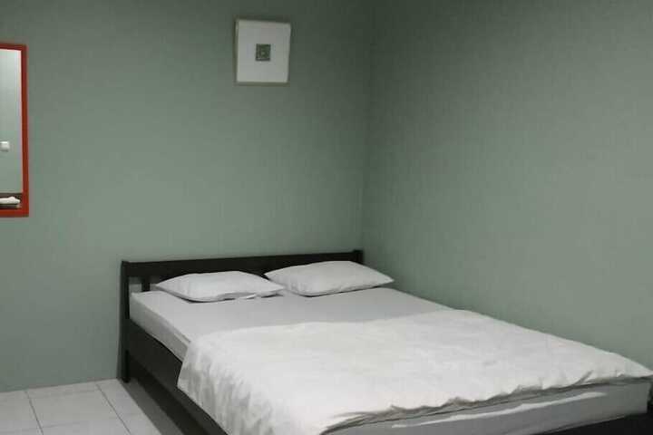 Room 5 of 45