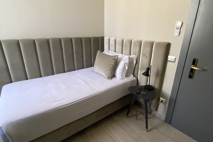 Room 19 of 61