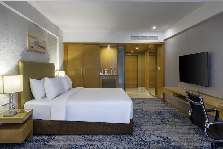 Room 17 of 132