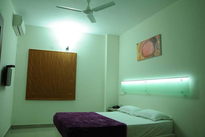 Room 19 of 29