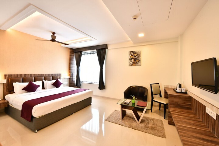 Room 16 of 65