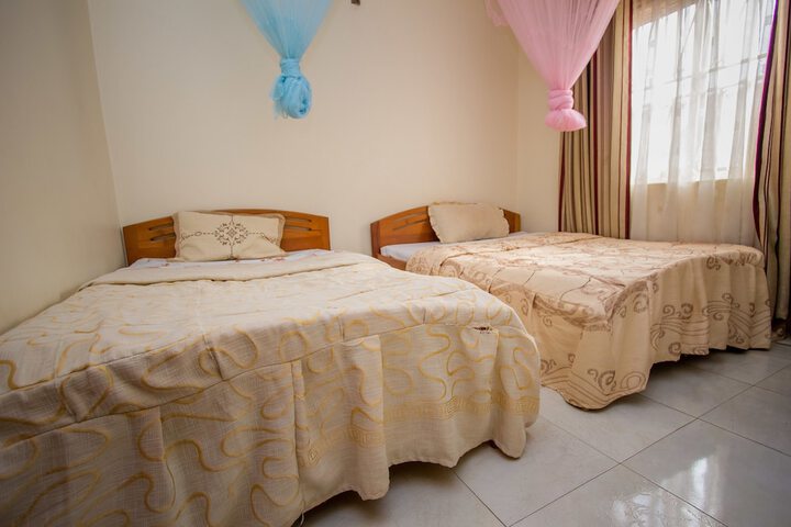 Room 12 of 47