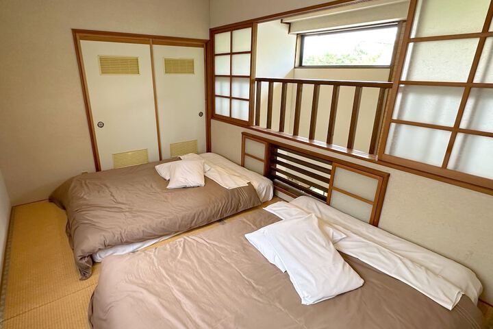 Room 25 of 151