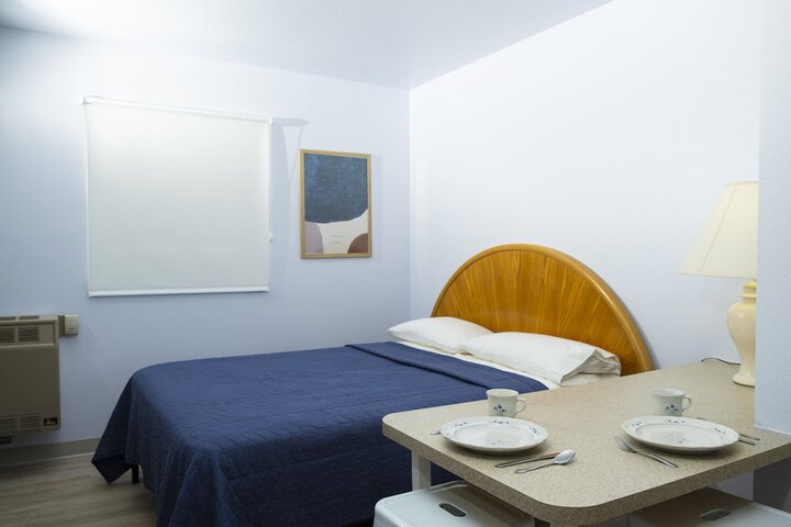 Room 9 of 19