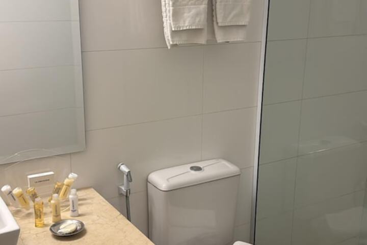 Room 80 of 116