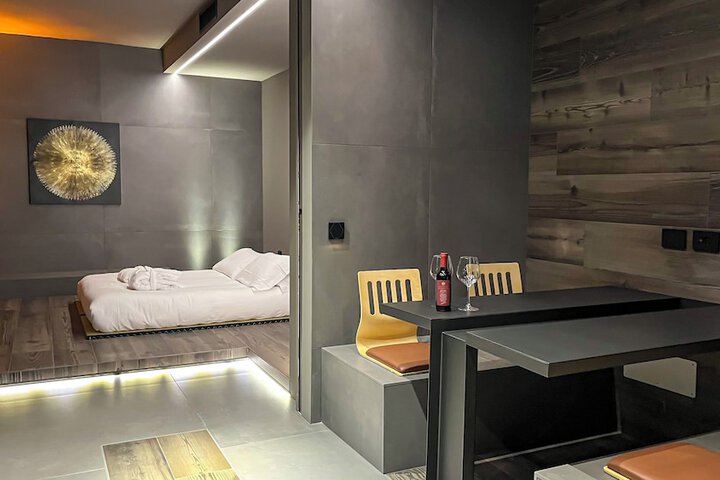 Room 47 of 64