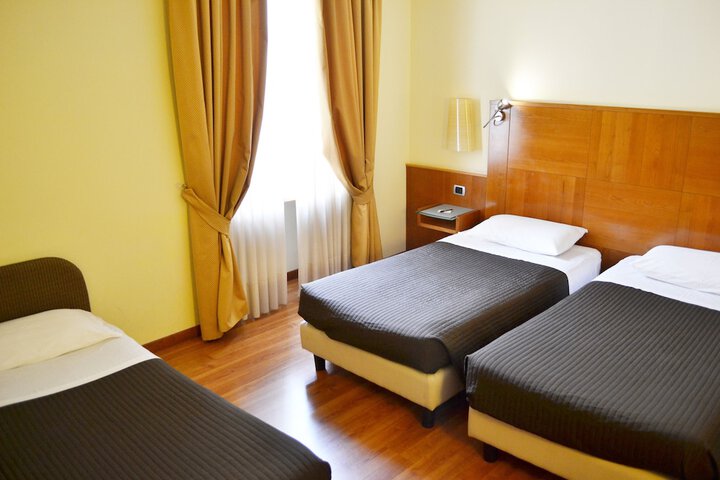 Room 6 of 111