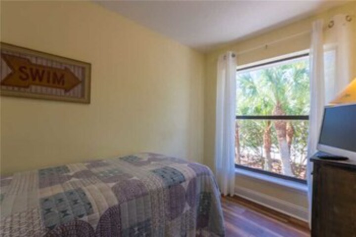 Room 22 of 25