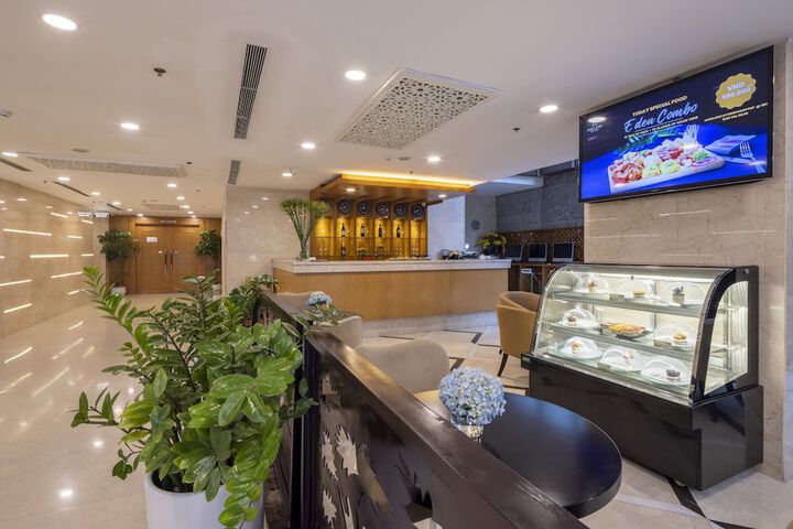 Guest Lobby