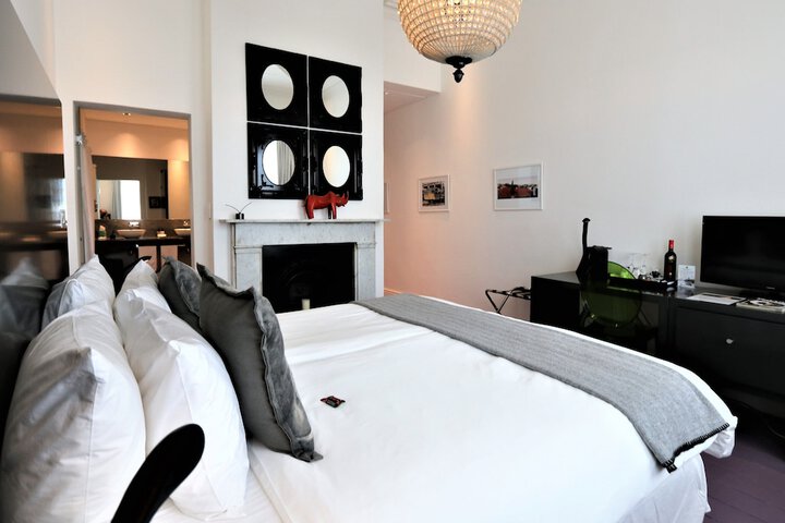 Room 10 of 98