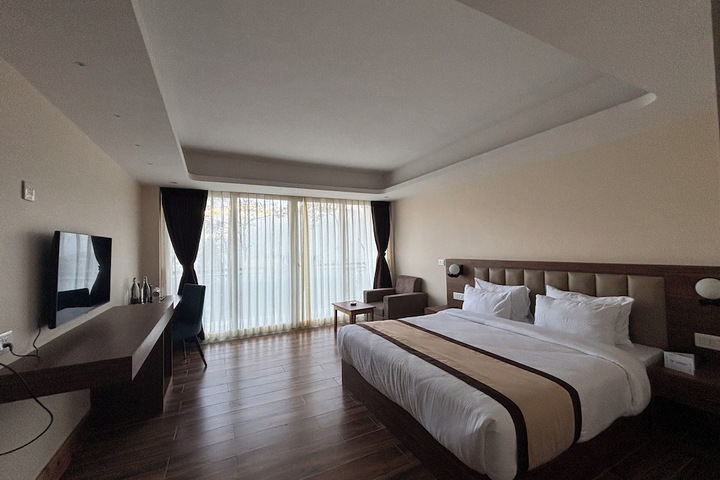 Room 18 of 67