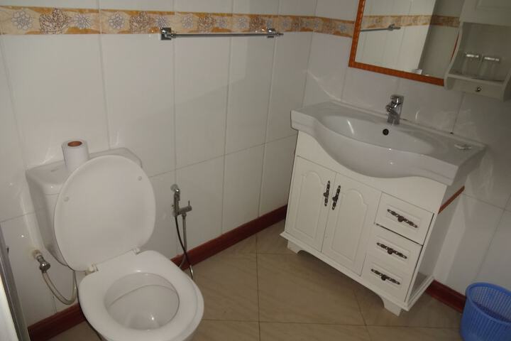 Room 15 of 31