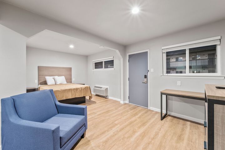 Room 5 of 15