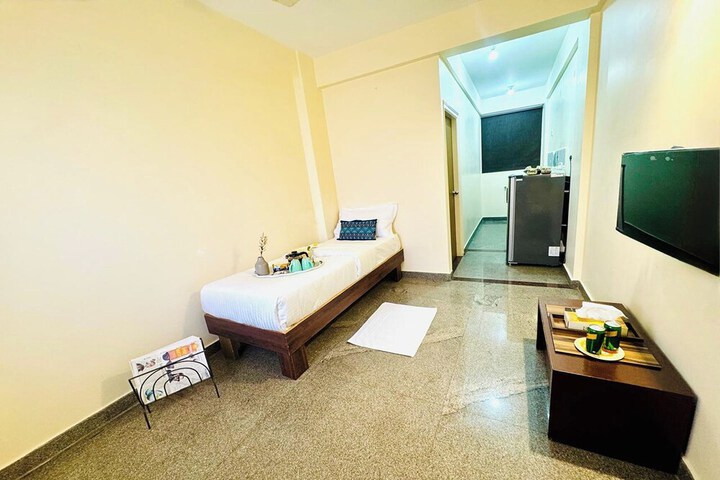 Room 38 of 66