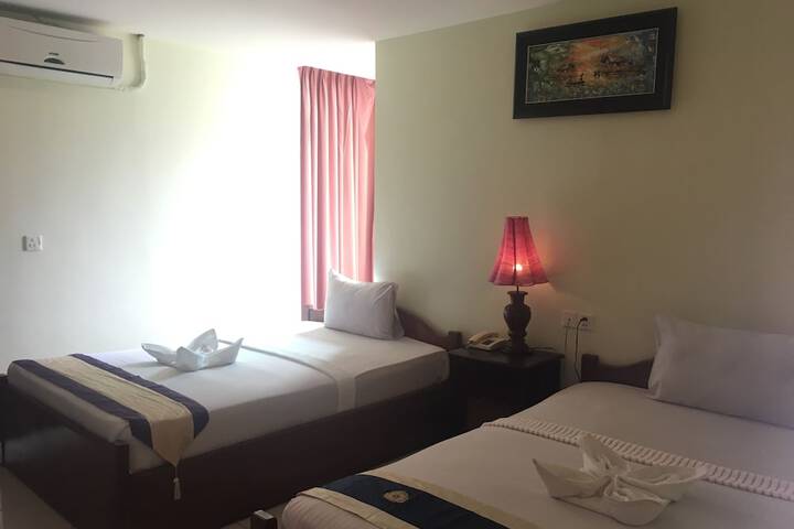 Room 15 of 37