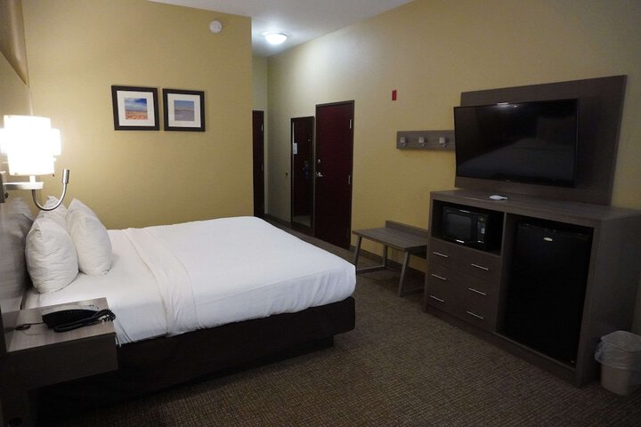 Room 13 of 44