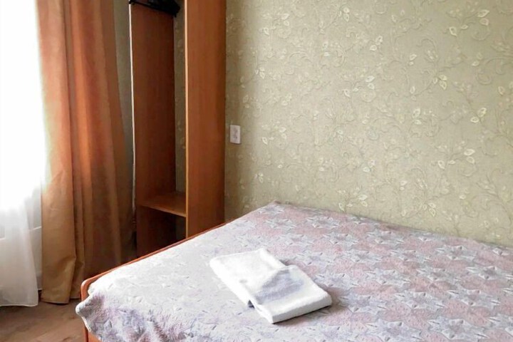 Room 24 of 40