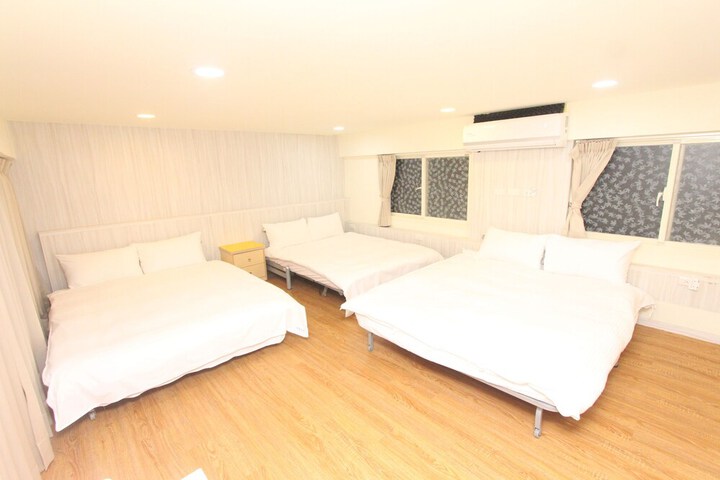Room 56 of 246