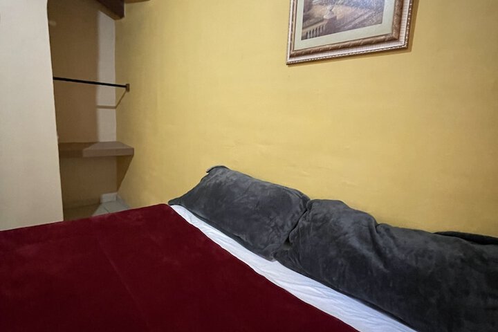 Room 4 of 116