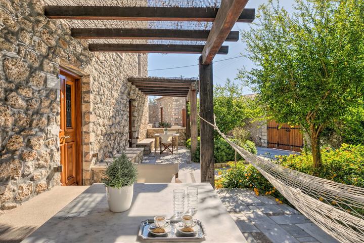 Terrace/Patio 16 of 33