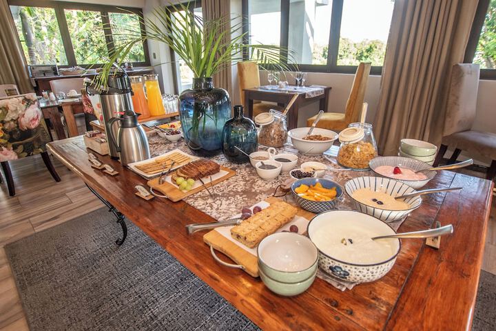 Dining 59 of 76
