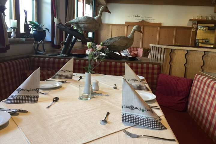 Dining 62 of 82