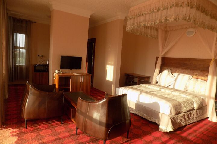 Room 27 of 70