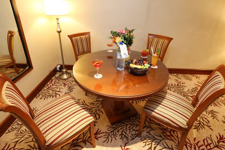 Room 32 of 83