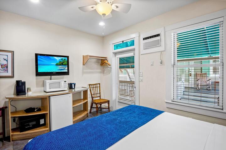 Room 20 of 44