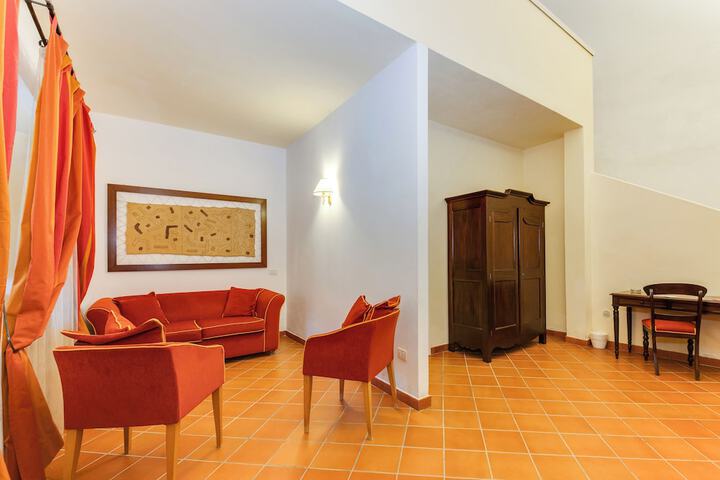 Room 53 of 135
