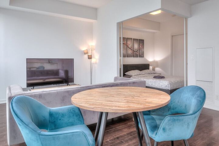 Room 21 of 74