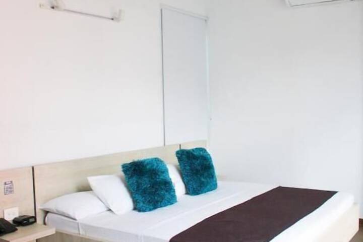 Room 8 of 44