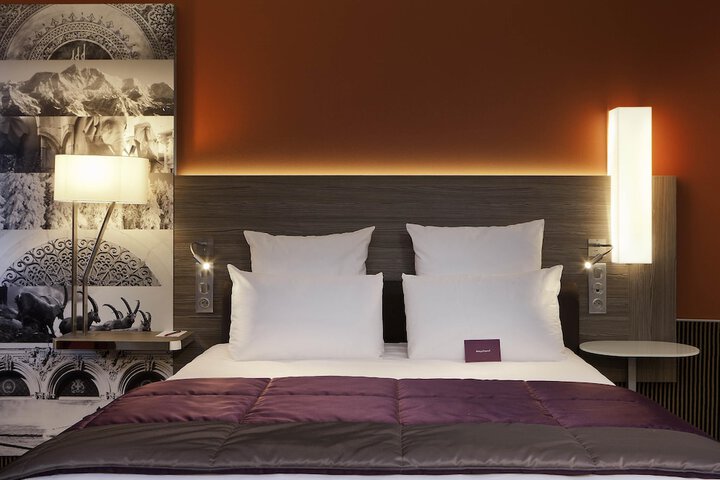 Room 13 of 39