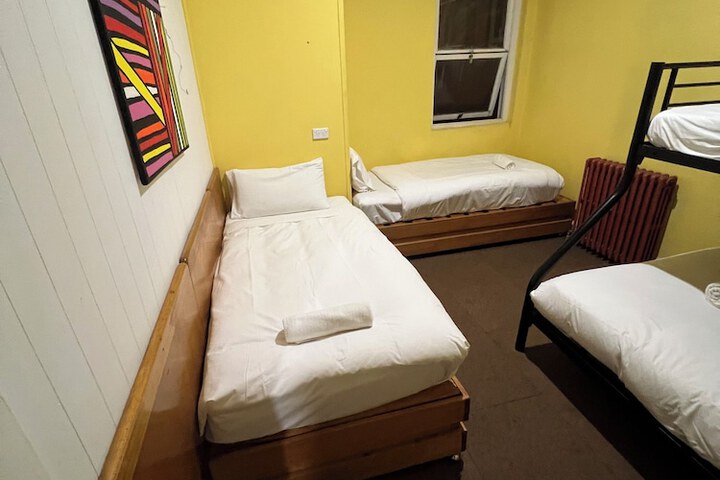Room 60 of 109