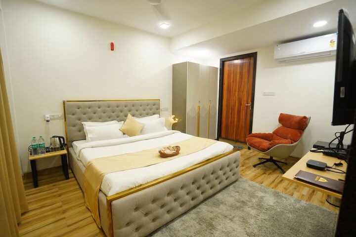 Room 46 of 93