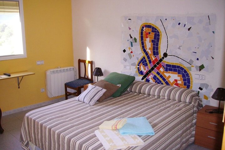 Room 2 of 23