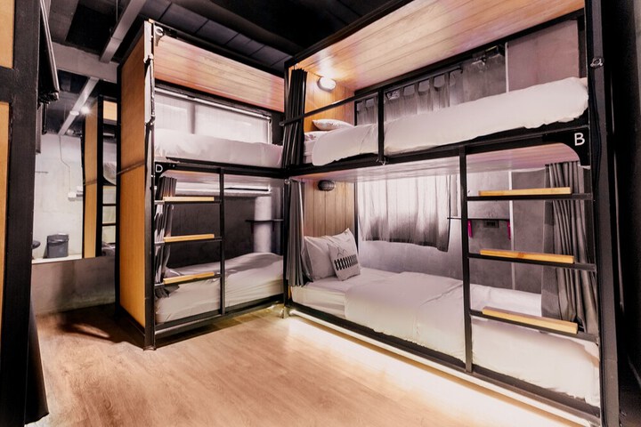 Room 29 of 69
