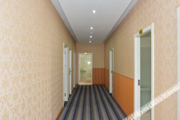 Hotel Interior 5 of 19