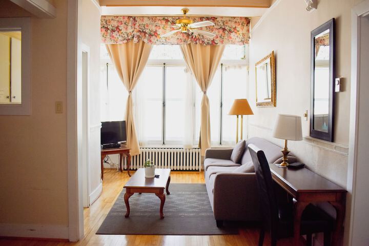 Room 76 of 125