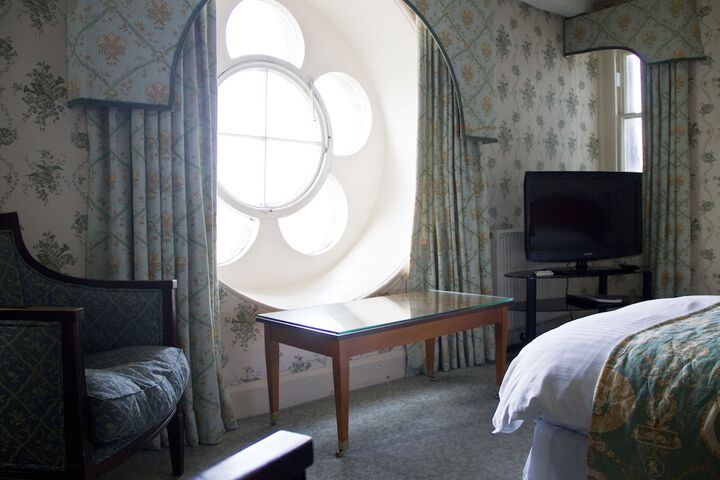 Room 16 of 56