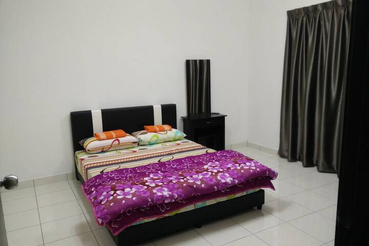 Room 6 of 47